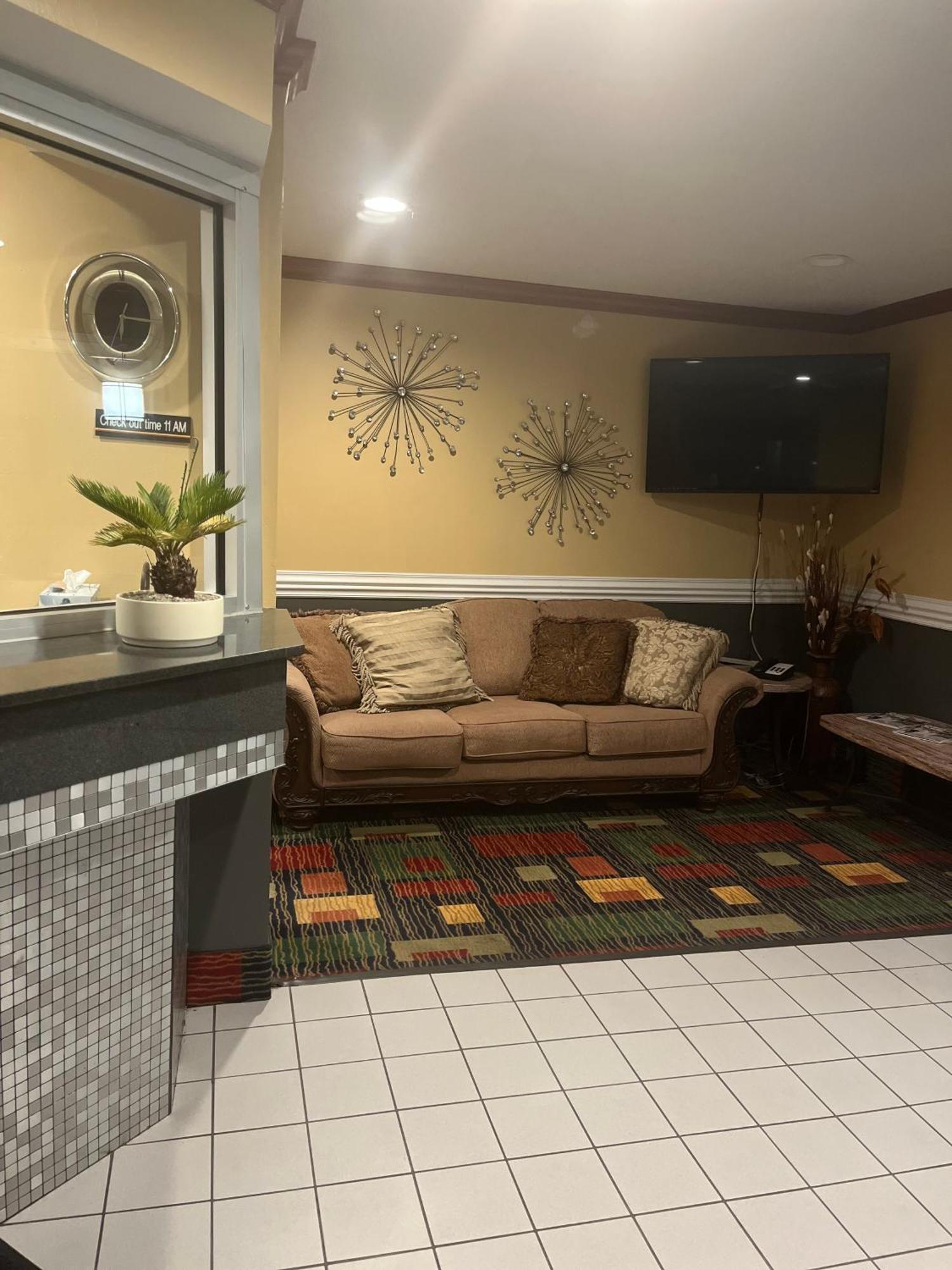 Regency Inn & Suites Anoka Екстер'єр фото
